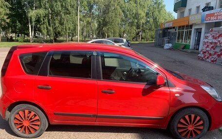Nissan Note II рестайлинг, 2011 год, 705 000 рублей, 2 фотография