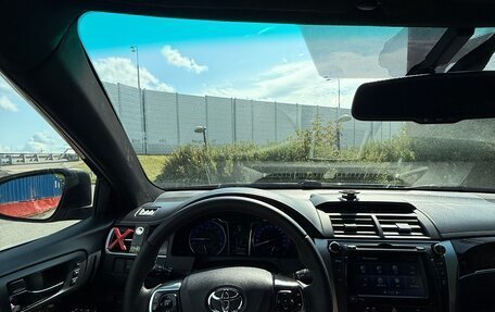 Toyota Camry, 2017 год, 2 600 000 рублей, 8 фотография