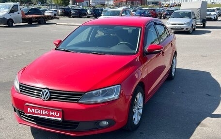 Volkswagen Jetta VI, 2011 год, 890 000 рублей, 1 фотография