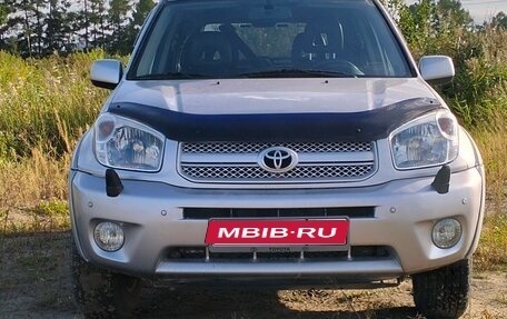 Toyota RAV4, 2004 год, 830 000 рублей, 1 фотография