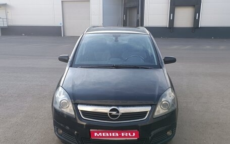 Opel Zafira B, 2007 год, 500 000 рублей, 1 фотография
