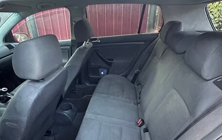 Volkswagen Golf V, 2004 год, 395 000 рублей, 15 фотография