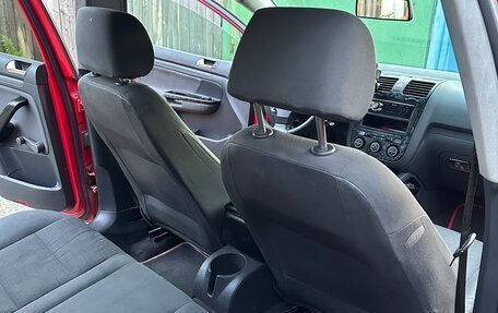Volkswagen Golf V, 2004 год, 395 000 рублей, 17 фотография