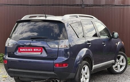 Mitsubishi Outlander III рестайлинг 3, 2008 год, 899 777 рублей, 8 фотография