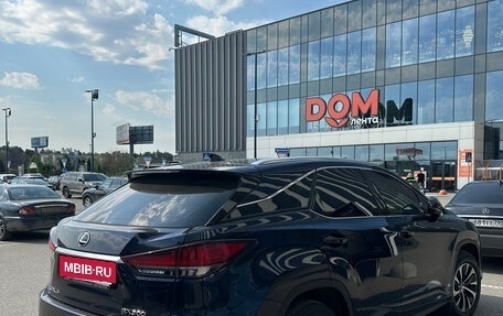 Lexus RX IV рестайлинг, 2020 год, 4 500 000 рублей, 2 фотография