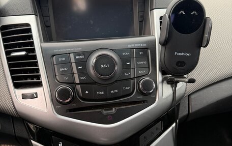 Chevrolet Cruze II, 2012 год, 700 000 рублей, 6 фотография