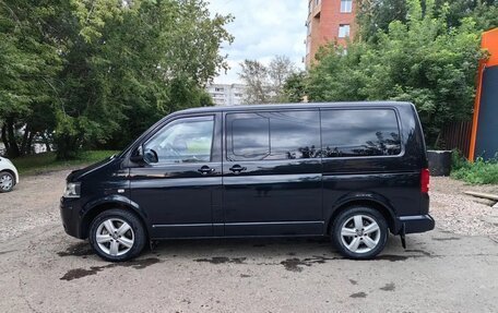 Volkswagen Multivan T5, 2011 год, 1 950 000 рублей, 2 фотография