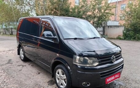 Volkswagen Multivan T5, 2011 год, 1 950 000 рублей, 4 фотография