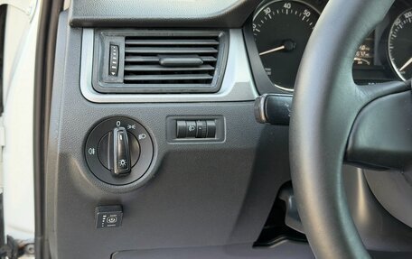 Skoda Rapid I, 2015 год, 650 000 рублей, 10 фотография