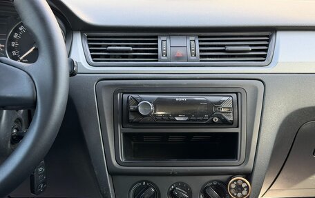 Skoda Rapid I, 2015 год, 650 000 рублей, 12 фотография