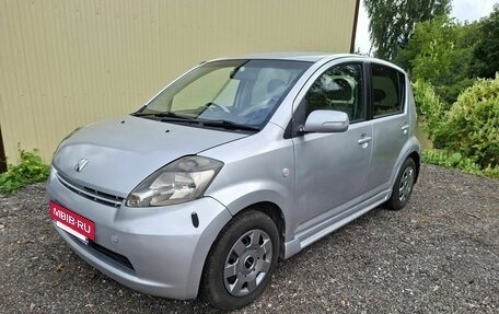 Toyota Passo III, 2004 год, 390 000 рублей, 2 фотография