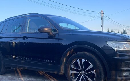 Volkswagen Tiguan II, 2020 год, 2 700 000 рублей, 5 фотография
