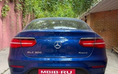 Mercedes-Benz GLC Coupe, 2018 год, 3 850 000 рублей, 4 фотография