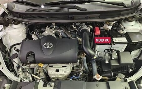 Toyota Yaris XP150 рестайлинг, 2022 год, 1 050 300 рублей, 16 фотография