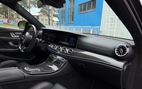 Mercedes-Benz E-Класс AMG, 2017 год, 10 000 000 рублей, 6 фотография