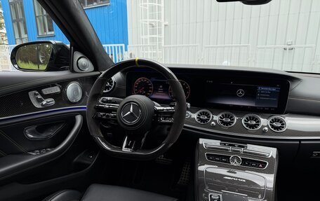 Mercedes-Benz E-Класс AMG, 2017 год, 10 000 000 рублей, 3 фотография