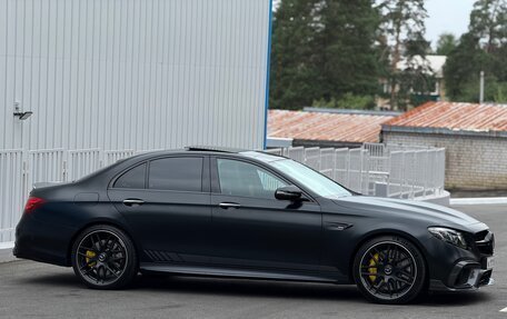 Mercedes-Benz E-Класс AMG, 2017 год, 10 000 000 рублей, 16 фотография