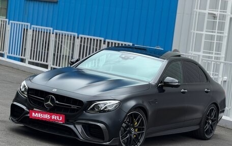 Mercedes-Benz E-Класс AMG, 2017 год, 10 000 000 рублей, 30 фотография