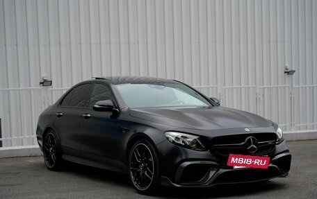 Mercedes-Benz E-Класс AMG, 2017 год, 10 000 000 рублей, 40 фотография