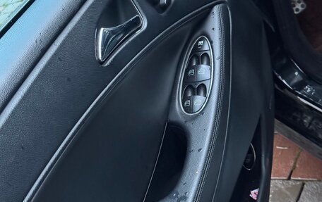 Mercedes-Benz CLS, 2007 год, 1 000 000 рублей, 10 фотография