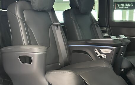 Mercedes-Benz V-Класс, 2026 год, 13 870 000 рублей, 15 фотография