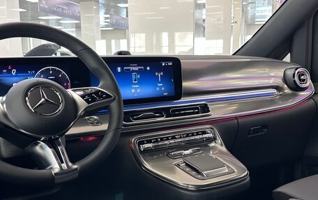Mercedes-Benz V-Класс, 2026 год, 13 870 000 рублей, 33 фотография