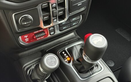 Jeep Wrangler, 2026 год, 8 390 000 рублей, 23 фотография