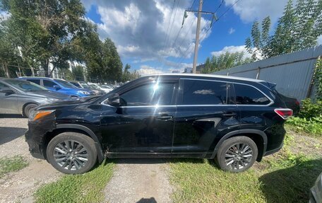 Toyota Highlander III, 2014 год, 2 200 000 рублей, 3 фотография