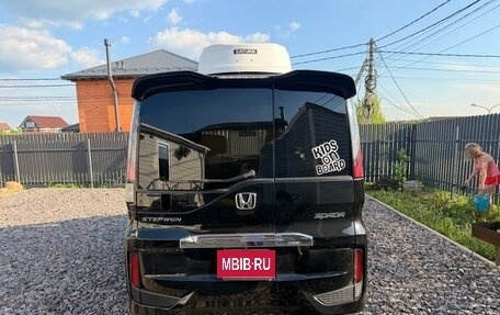 Honda Stepwgn IV, 2015 год, 1 680 000 рублей, 2 фотография