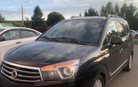 SsangYong Stavic, 2013 год, 1 100 000 рублей, 3 фотография
