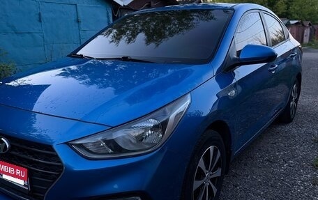 Hyundai Solaris II рестайлинг, 2017 год, 1 350 000 рублей, 9 фотография