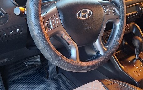 Hyundai ix35 I рестайлинг, 2013 год, 1 200 000 рублей, 15 фотография