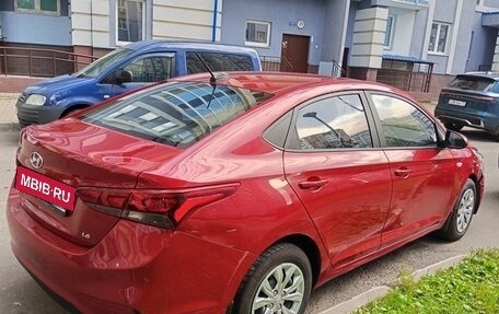 Hyundai Solaris II рестайлинг, 2018 год, 1 065 000 рублей, 3 фотография
