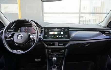 Skoda Rapid II, 2021 год, 1 855 000 рублей, 12 фотография
