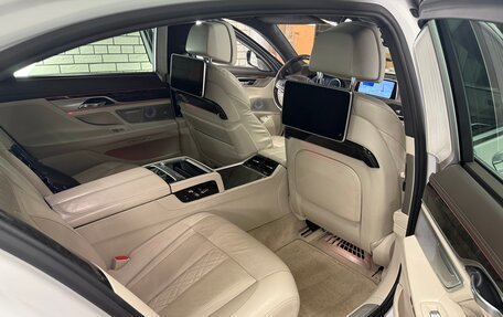 BMW 7 серия, 2015 год, 3 700 000 рублей, 14 фотография