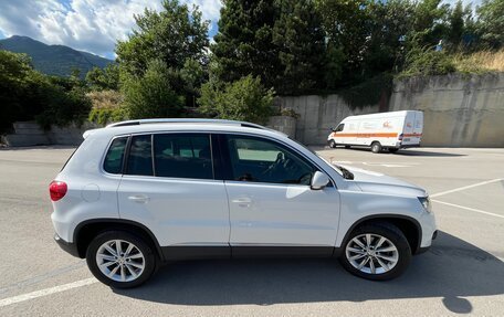 Volkswagen Tiguan I, 2012 год, 1 900 000 рублей, 4 фотография