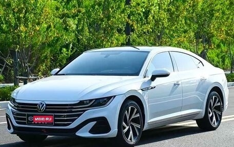 Volkswagen Passat CC, 2023 год, 3 999 999 рублей, 1 фотография