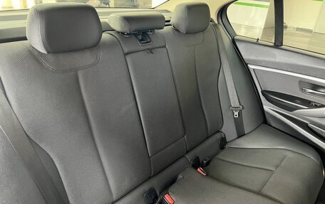 BMW 3 серия, 2017 год, 2 445 000 рублей, 12 фотография