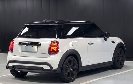 MINI Hatch, 2023 год, 1 985 000 рублей, 5 фотография