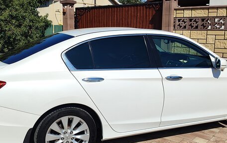 Honda Accord IX рестайлинг, 2013 год, 1 700 000 рублей, 5 фотография