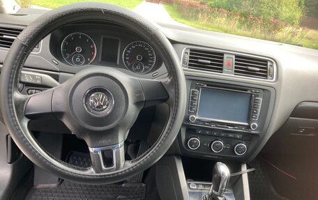 Volkswagen Jetta VI, 2012 год, 850 000 рублей, 14 фотография