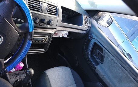Skoda Fabia II, 2009 год, 450 000 рублей, 2 фотография