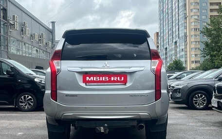 Mitsubishi Pajero Sport III рестайлинг, 2018 год, 2 899 000 рублей, 5 фотография