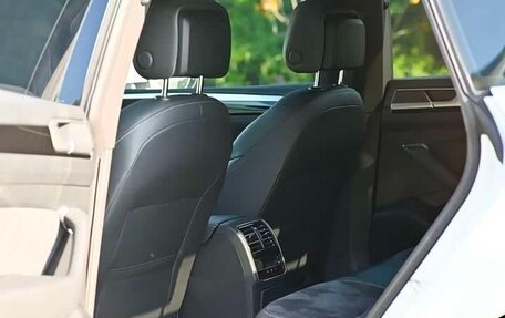 Volkswagen Passat CC, 2023 год, 3 999 999 рублей, 7 фотография