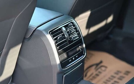 Volkswagen Passat CC, 2023 год, 3 999 999 рублей, 11 фотография