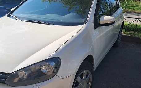 Volkswagen Golf VI, 2011 год, 400 000 рублей, 2 фотография