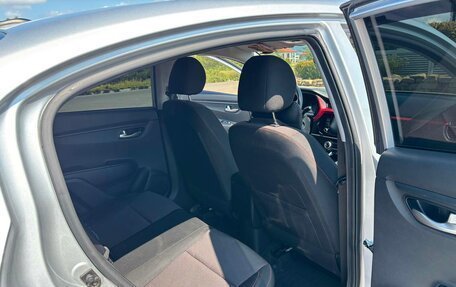 KIA Rio IV, 2021 год, 1 680 000 рублей, 8 фотография
