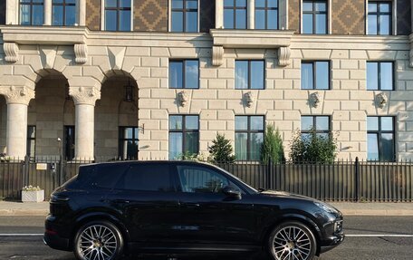 Porsche Cayenne III, 2020 год, 11 800 000 рублей, 4 фотография