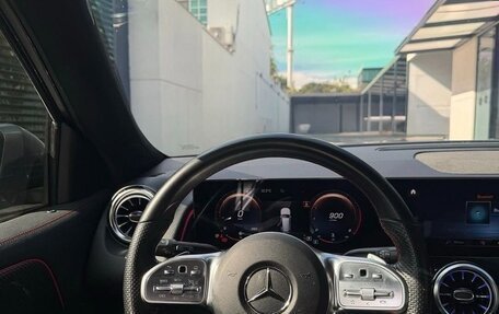 Mercedes-Benz GLB, 2022 год, 2 100 000 рублей, 6 фотография