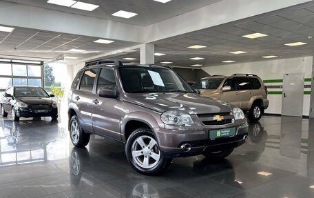 Chevrolet Niva I рестайлинг, 2017 год, 795 000 рублей, 5 фотография